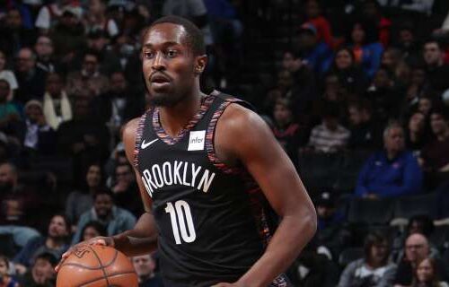 Knicks, Theo Pinson signed a two-way contract