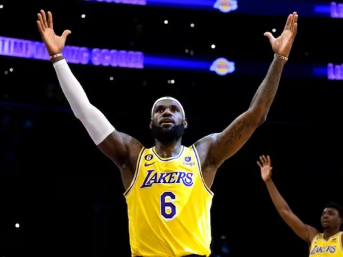 LeBron James will change his jersey number