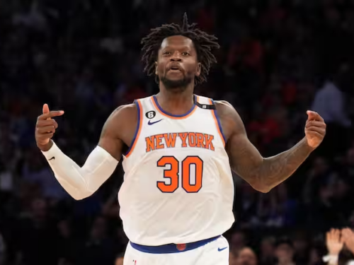 Knicks, Carmelo Anthony comments on the harsh criticisms received by Julius Randle